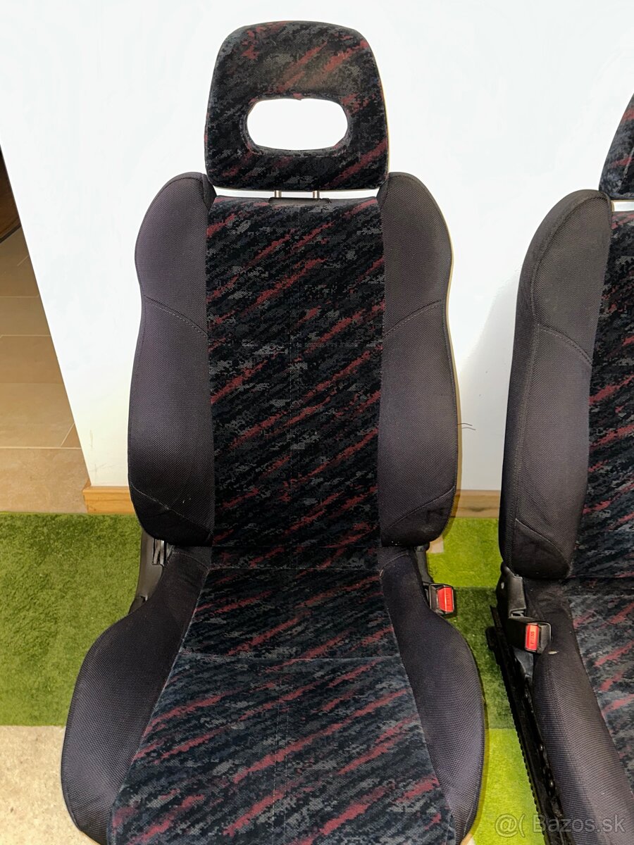 Honda civic 6g Vti sedacky - 3