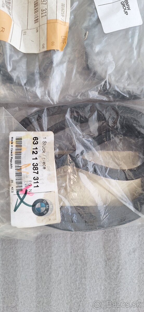 BMW e36 tesnenie predných svetiel - 3