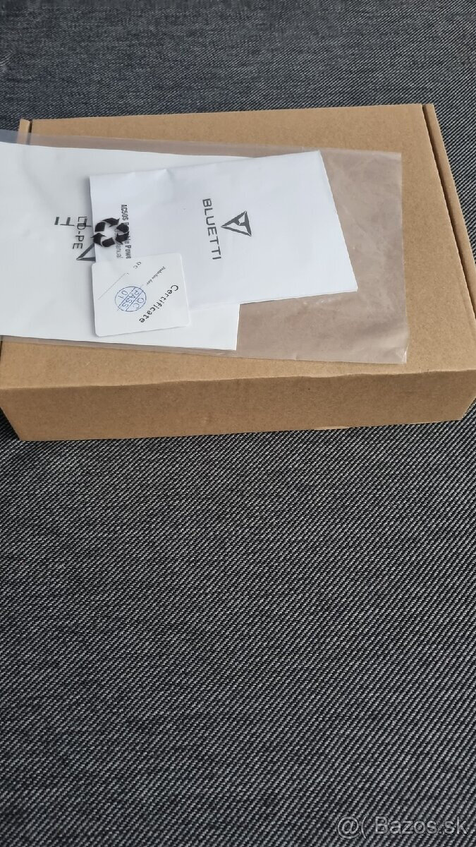 Bluetti AC50S - Prenosný solárny generátor - 3