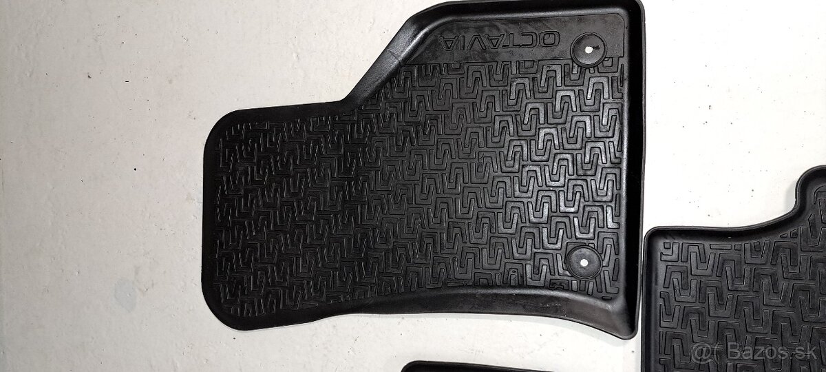 Predám gumové rohože - Octavia - 3