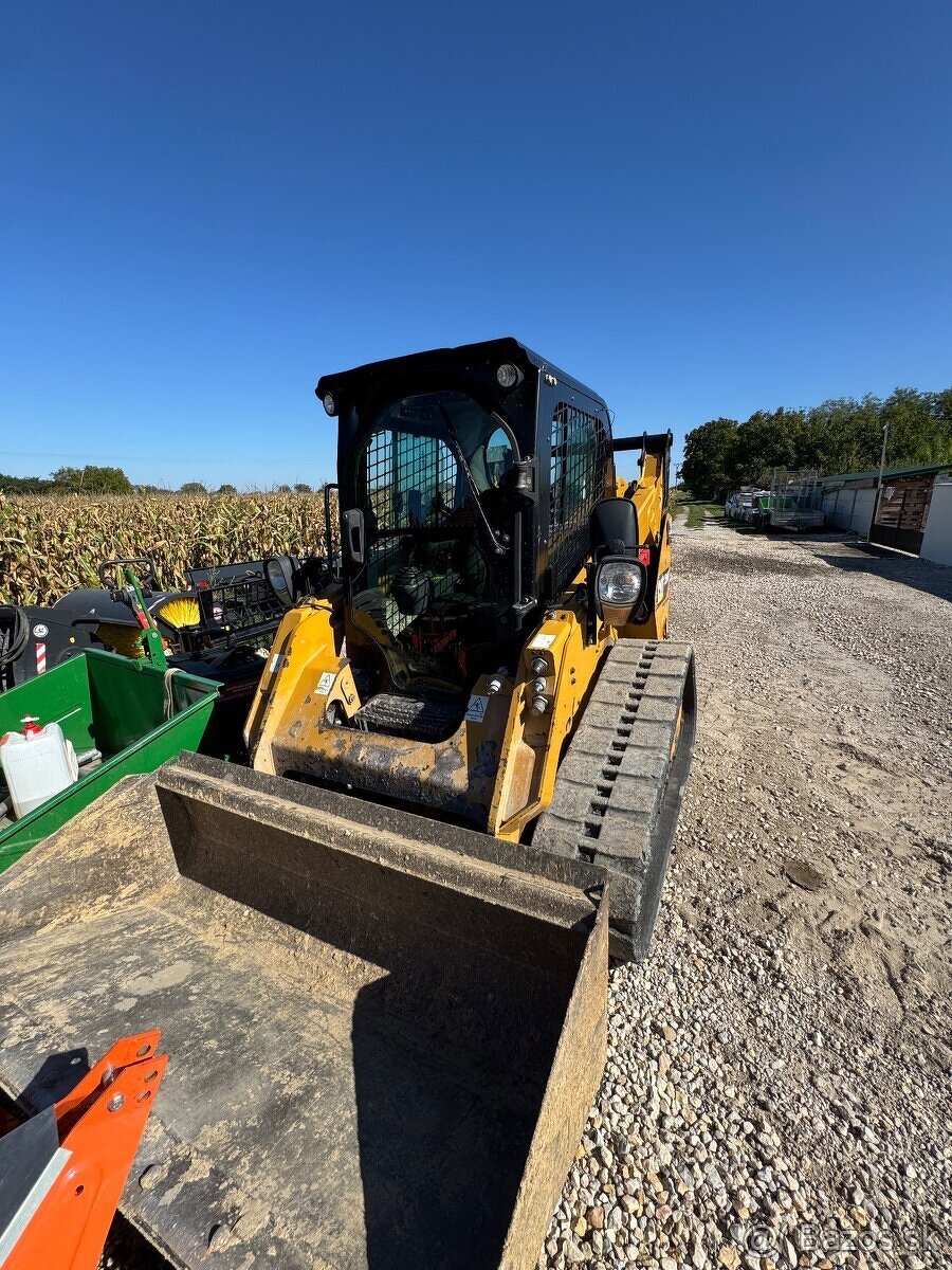 CAT 259D s ŠPZ - 3