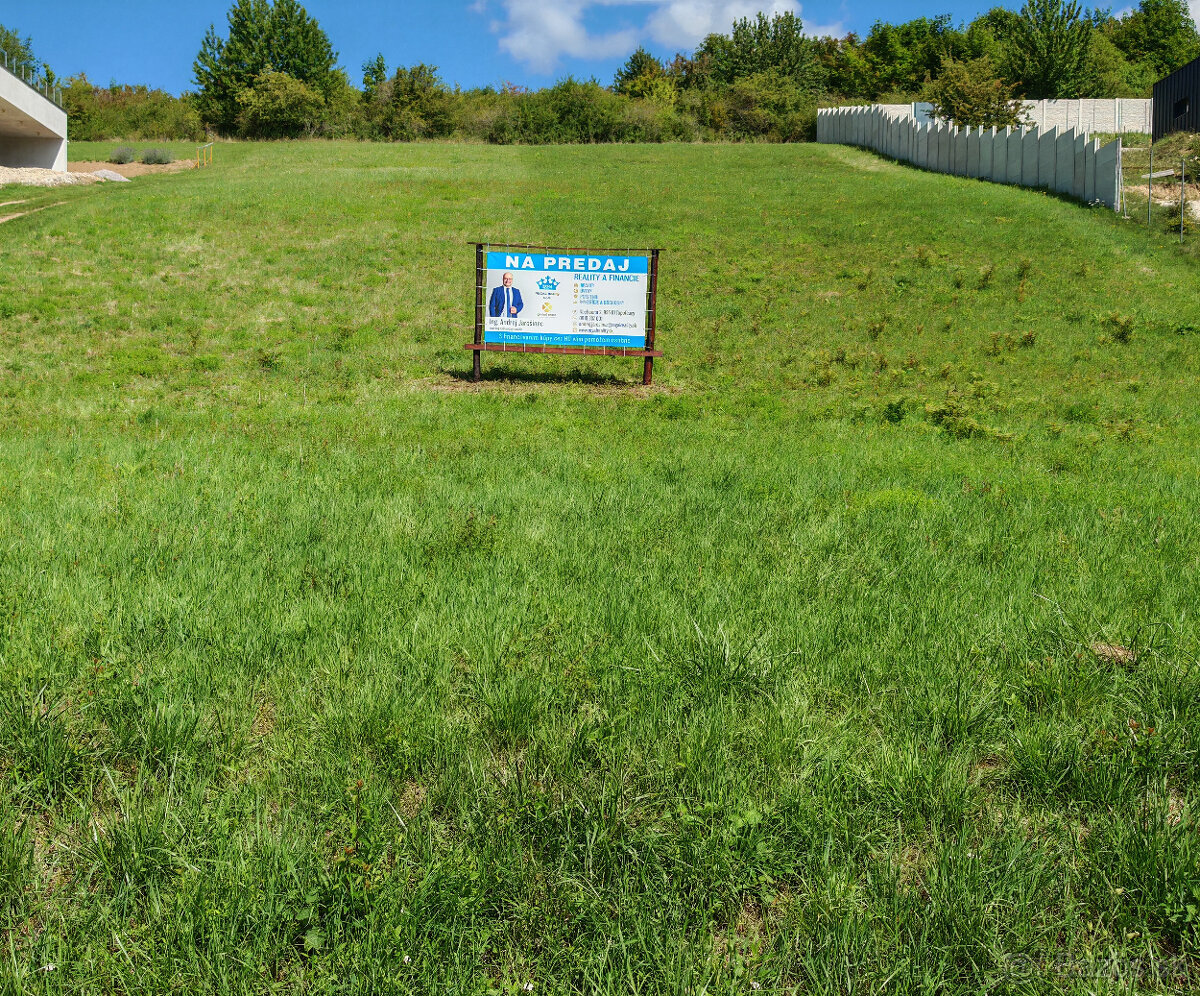 Lukratívny POZEMOK č. 2 na RD, 1496 m2, Partizánske - 3