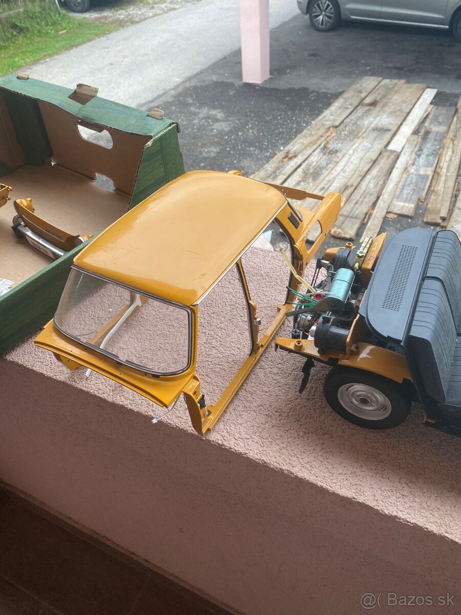 Škoda 100 deagostiny 1:8 - 3