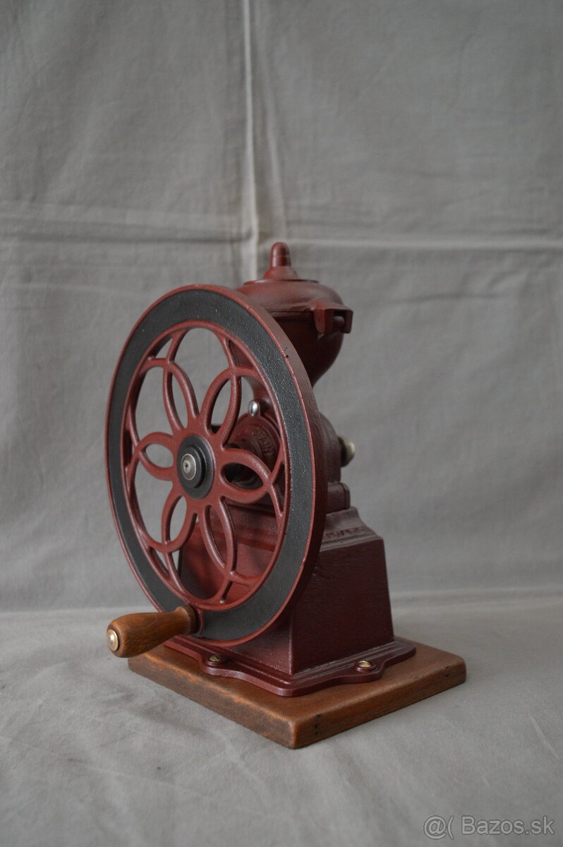 Mlynček na kávu M.F.J. - 3