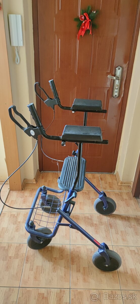 Predám štvorkolesové chodítko pre seniorov - 3