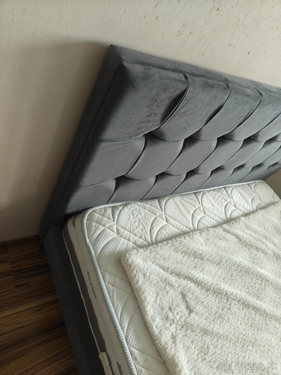 Predám posteľ aj s madracom - 3