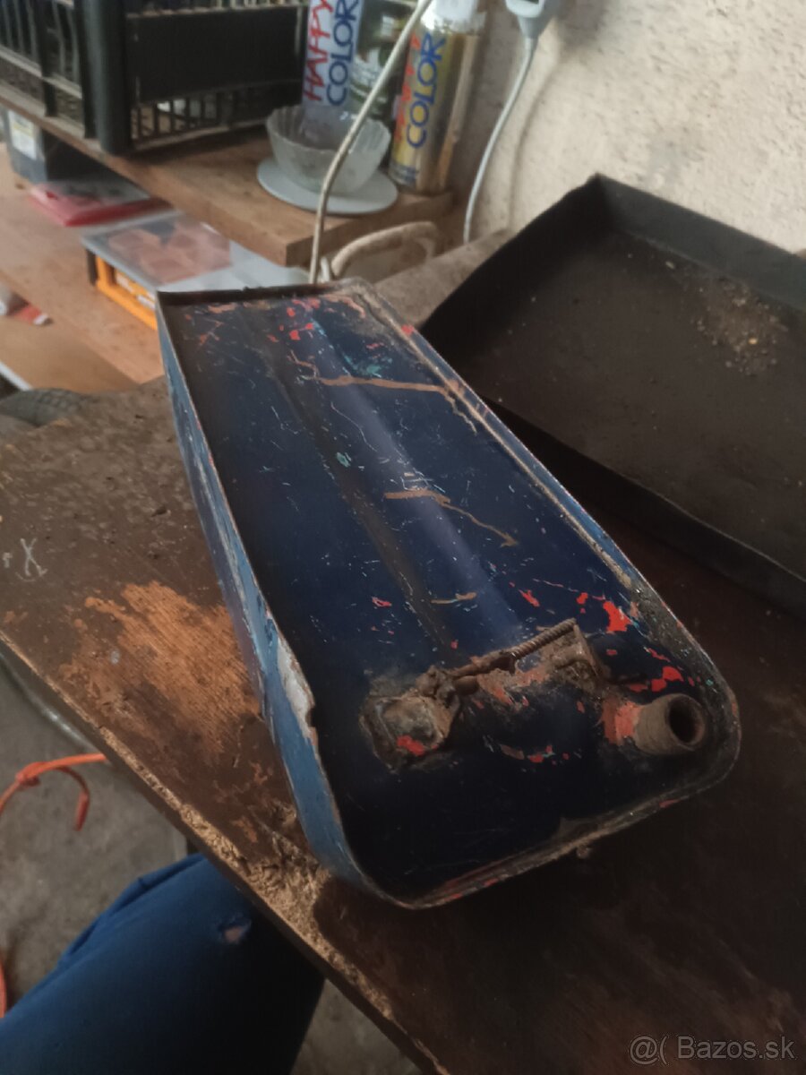 Nádrž na babetu 210 - 3