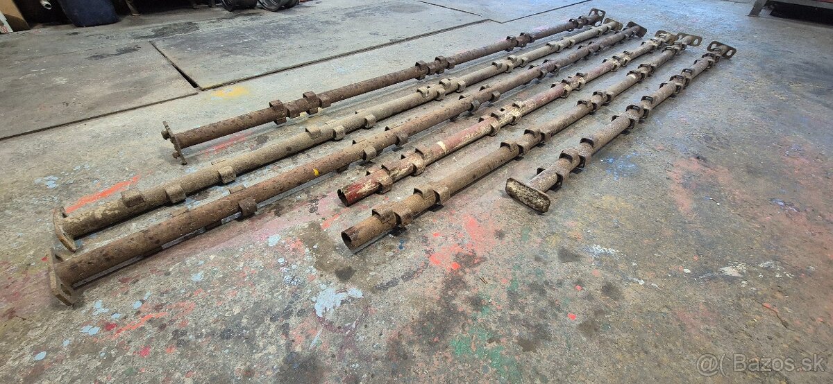 Predam haky lešenia NOHY - 3