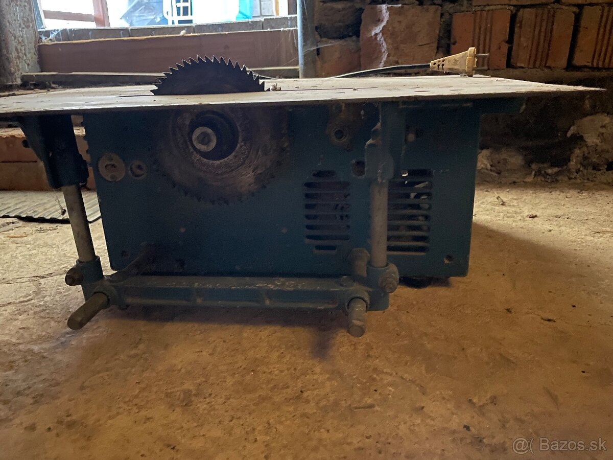 Stolová okružná píla, hobľovačka, zrovnavačka DAUER 900W - 3