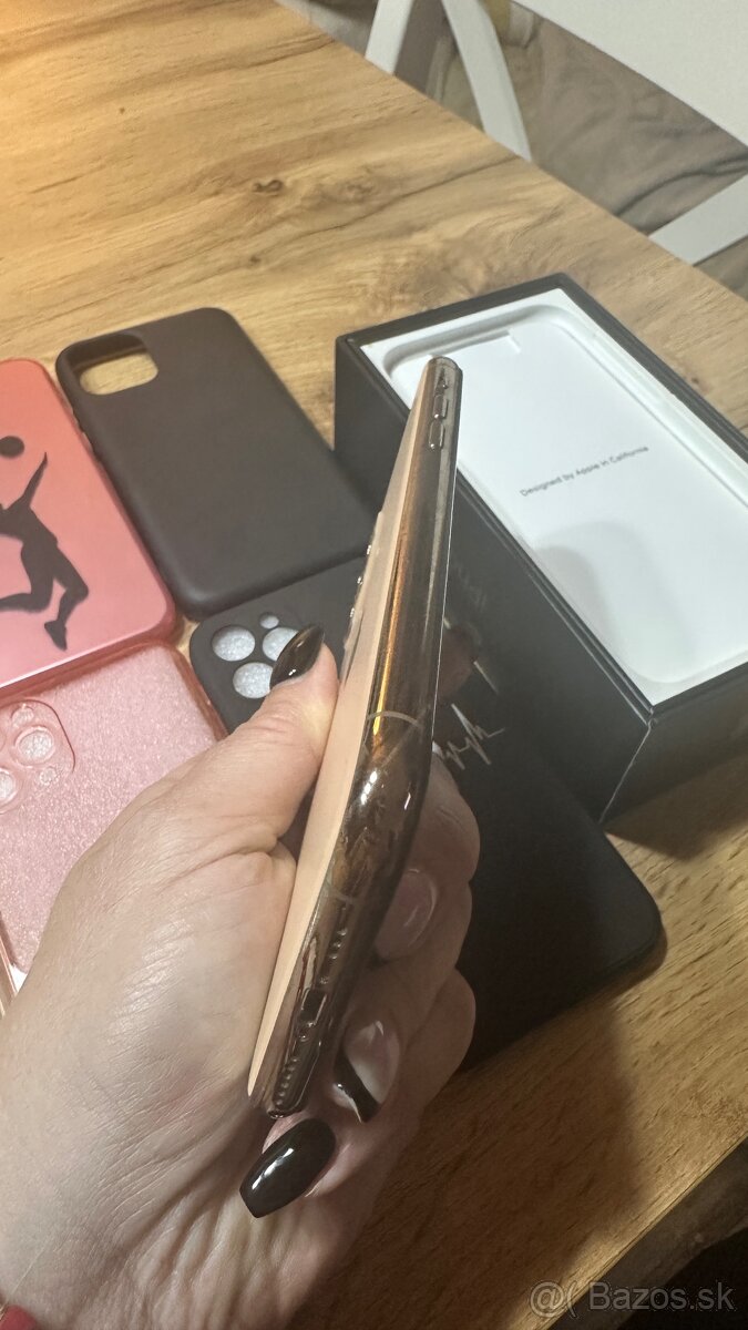 Predám iPhone 11pro gold 256GB - 3