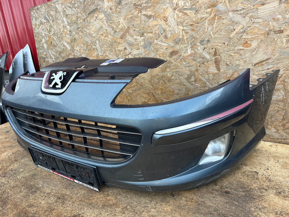 PRODÁM PŘEDNÍ NÁRAZNÍK PEUGEOT 407 - 3