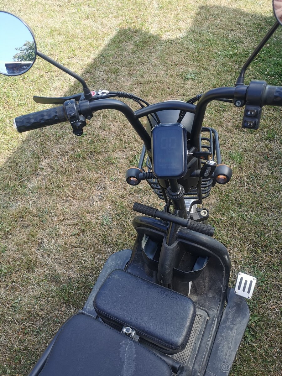 Predám elektrickú trojkolku pre seniorov ST - 05 - 3