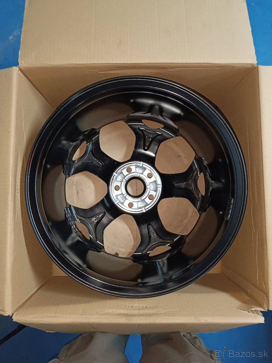 Disk Ford Focus 18\" 5x108 et50 - 3