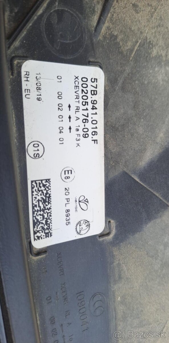 Škoda karoq predné práve svetlo - 3