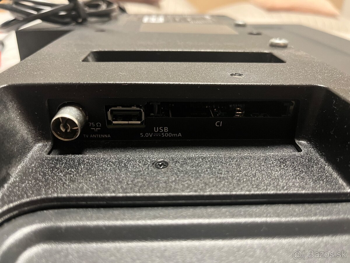 PHILIPS 5500er Serie 32'' - 3