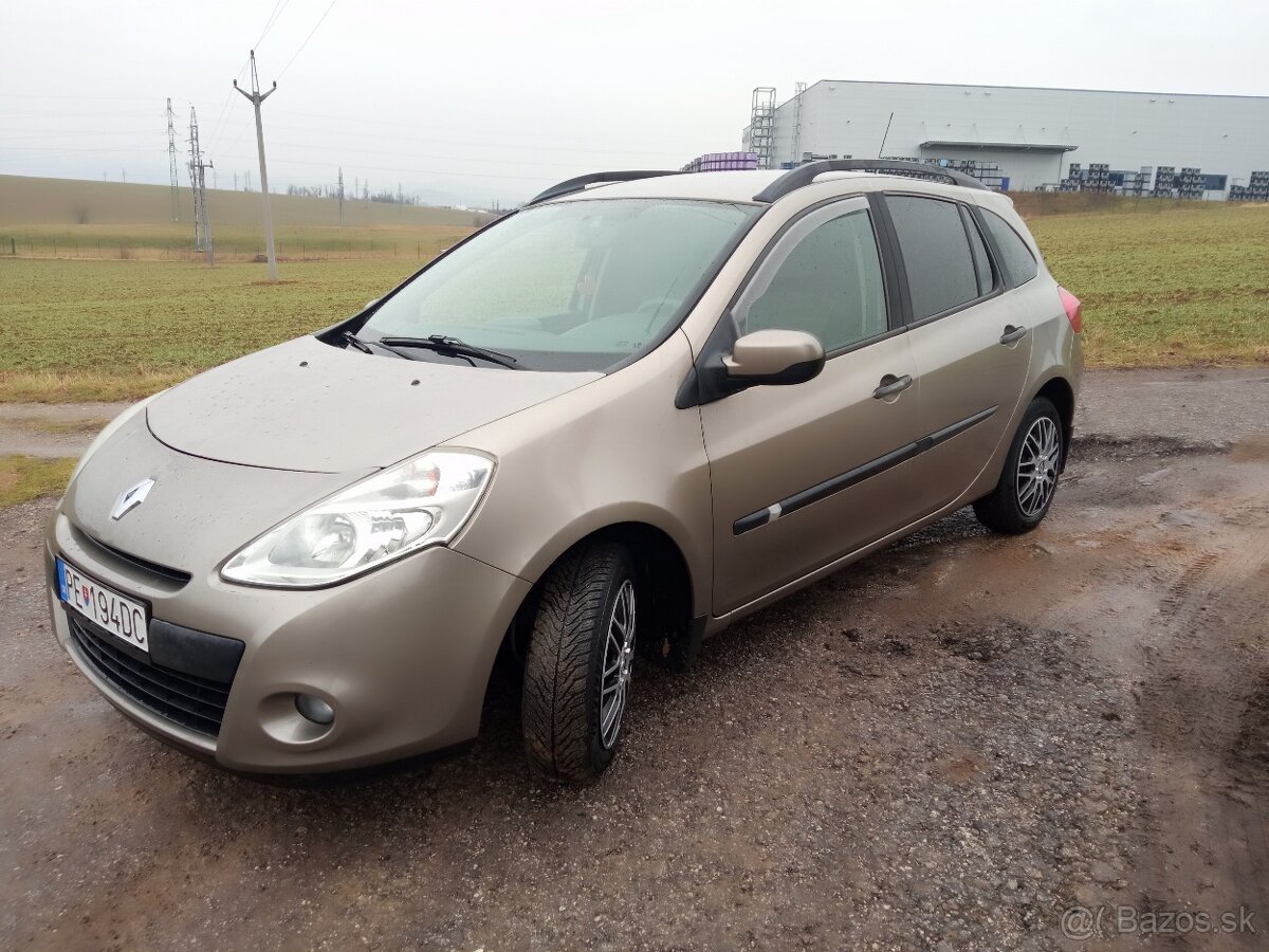 Predám Renault Clio 3 1.2 benzín 55kw r.v.2009 - 3