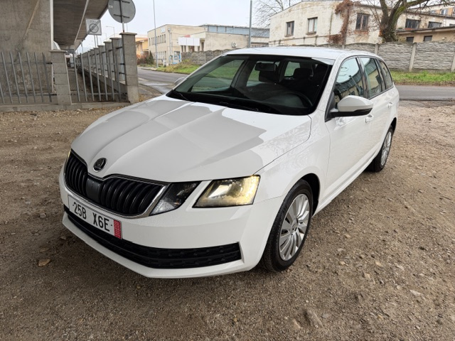 Škoda Octavia Combi 1.6 TDI 115k Active EU6 - 3