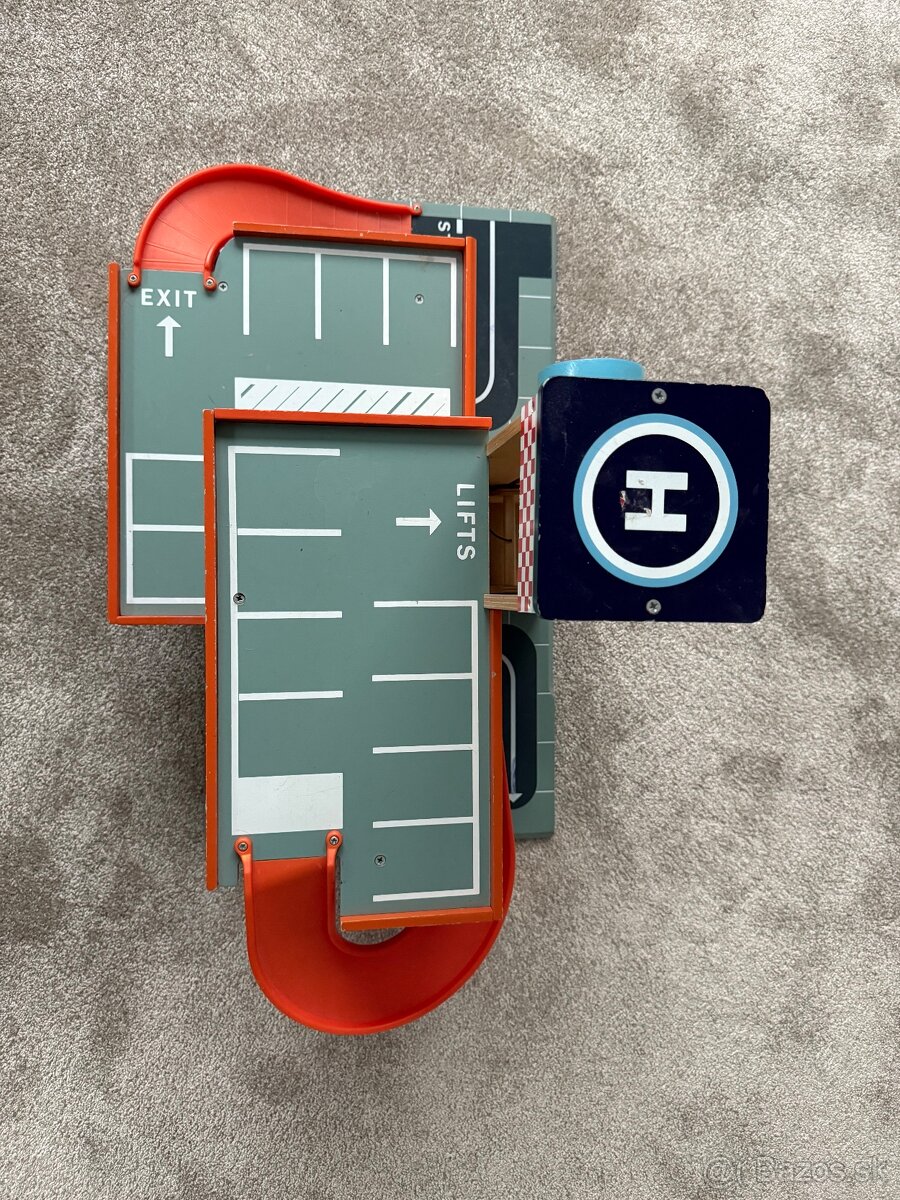 Drevená poschodová garáž - 3