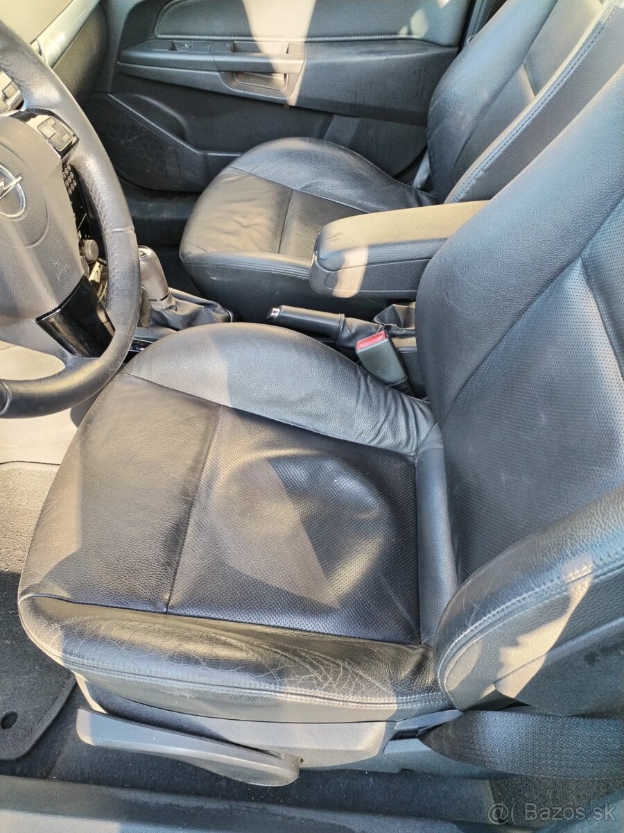 Opel Astra 1.7 TDI r.v. 2009 - 3