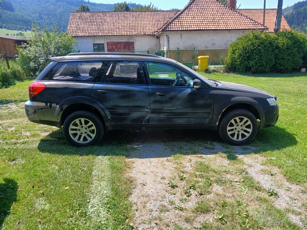 Subaru Outback 2.5 MT - 3