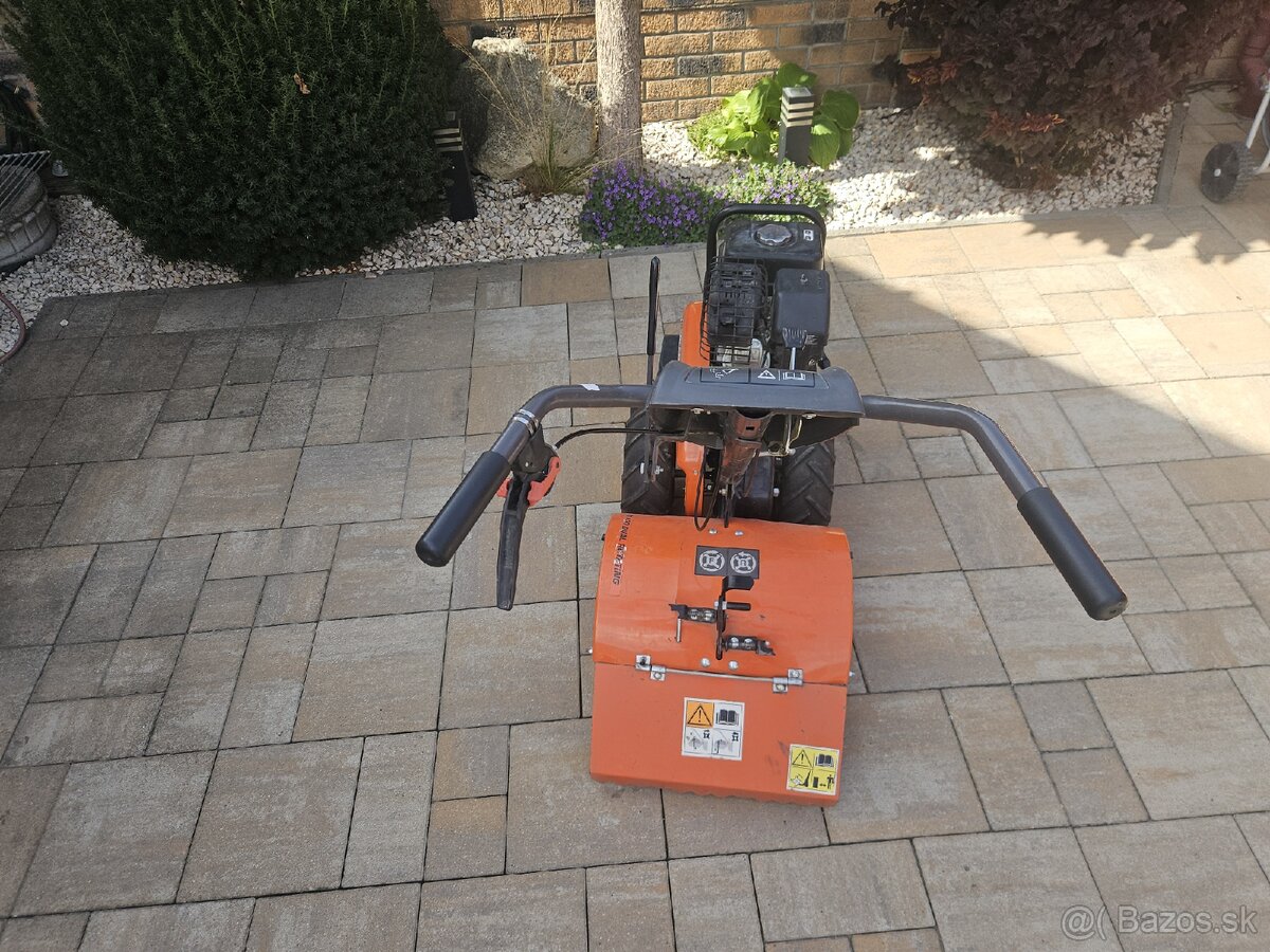 Kultivátor Husqvarna - 3