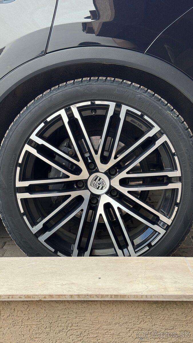 Porsche Cayenne, Nové Rozvody