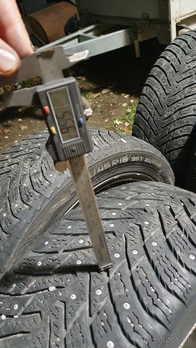 Zimné pneu 225/45 R18 s hrotmi 4KS - 3