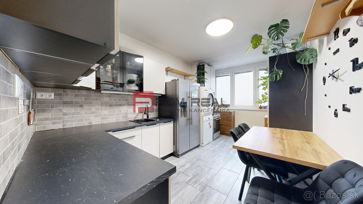 PREDAJ veľkého 3 izbového bytu - 3