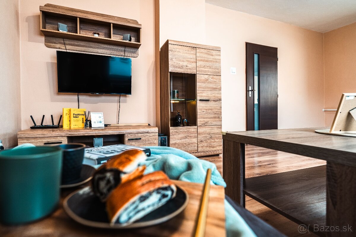 Priestranný dom po rozsiahlej rekonštrukcii | 200 m2 | NL - 3