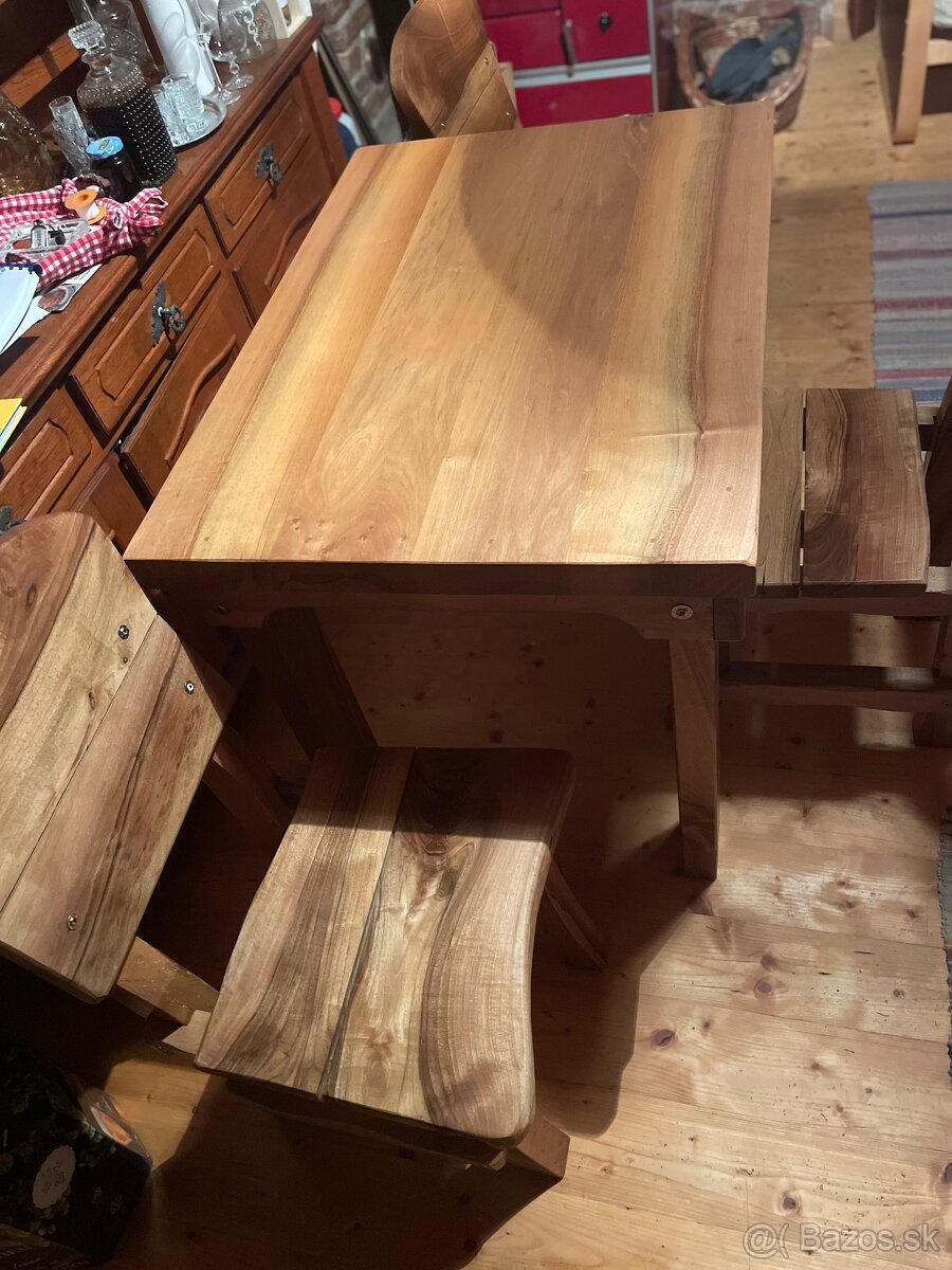 Orechový nábytok - 3
