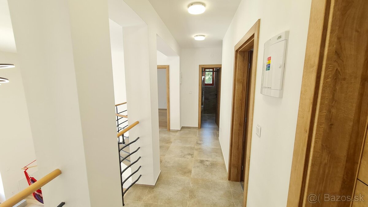 Moderné komerčné priestory, od 10m2 do 17m2 Rajecké Te - 3