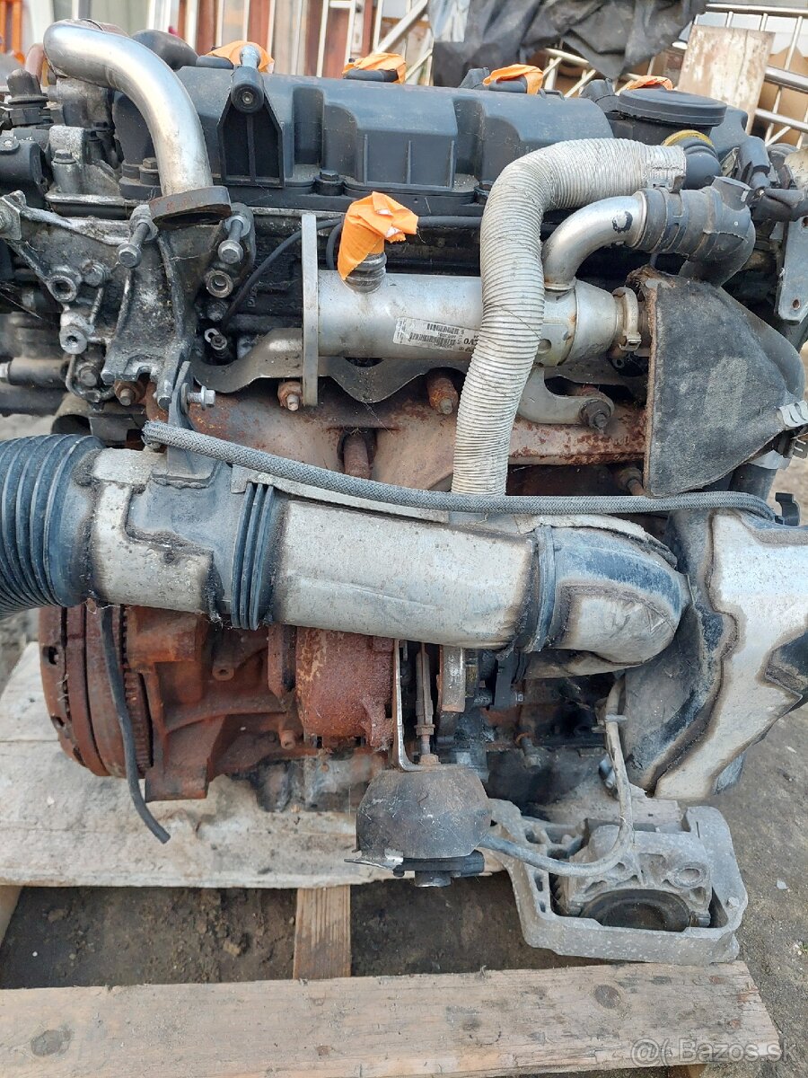 Predám motor 2,0tdci - 3