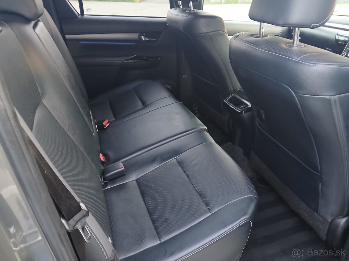 Hilux 2024 Anglicak 7 tis mil