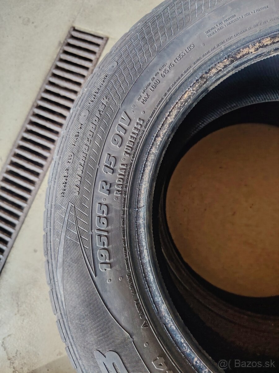 Predám Pneu 195/65R15 91V letné - 3