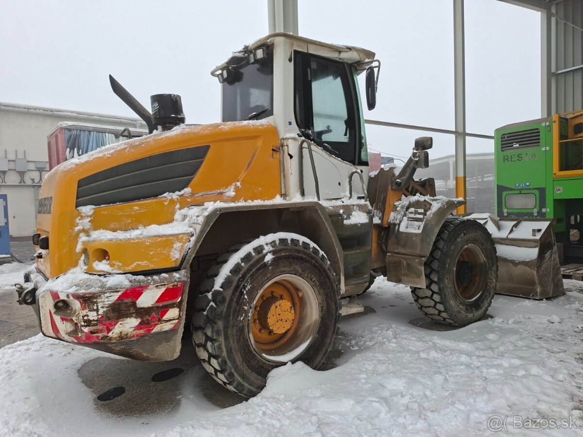 LIEBHERR L 524 - 3