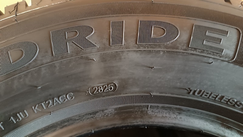 215/75 R16 C celoročné pneumatiky rok výroby DOT 2025 - 3