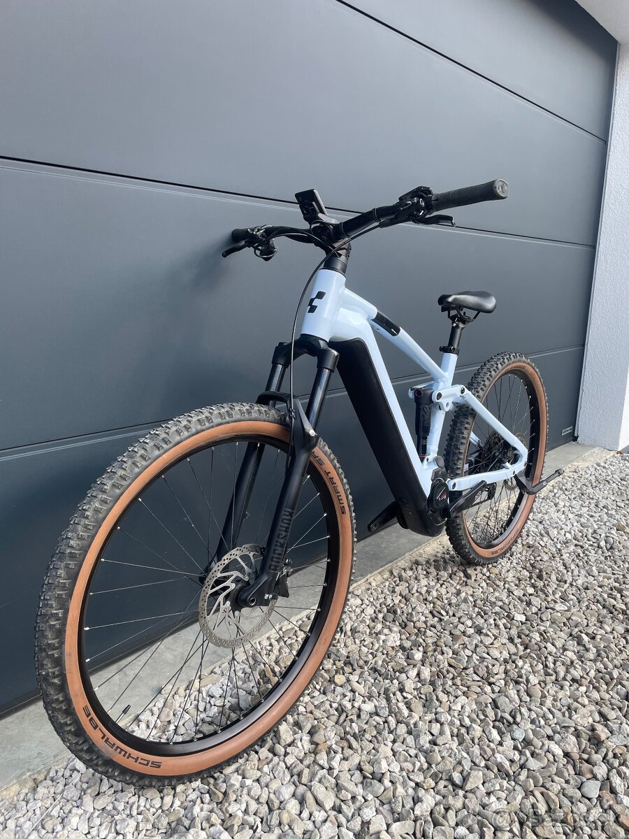 BOSCH Cube Stereo Hybrid Pro 750 - 3