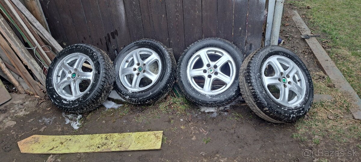 Originál Škoda Octavia 1 disky + gumy gratis - 3