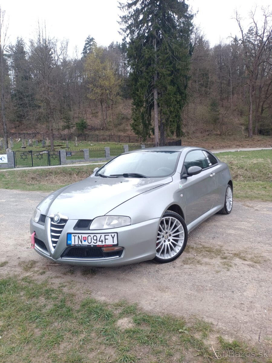 Alfa Romeo GT 1.9 JTD - 3