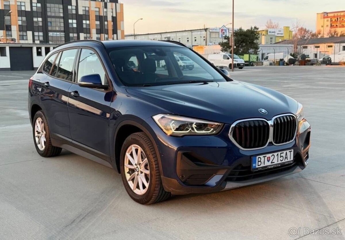 BMW X1 sDrive AT Head-up display, LED, Service - 3