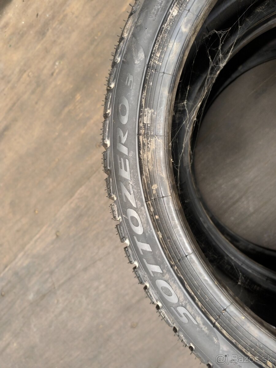 Pirelli Sottozero 3 225/45 R19 93H - 3