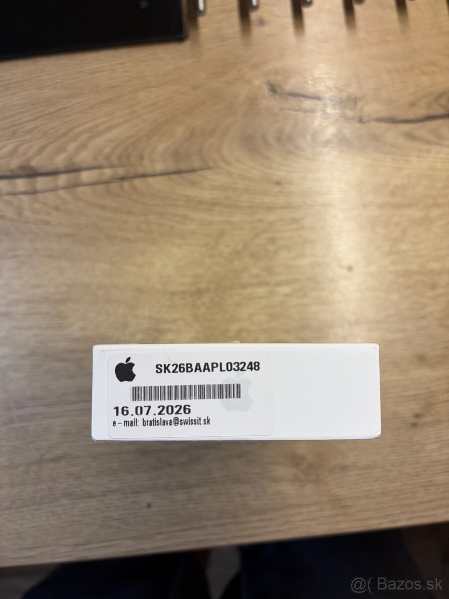 iPhone 15 256GB - 3