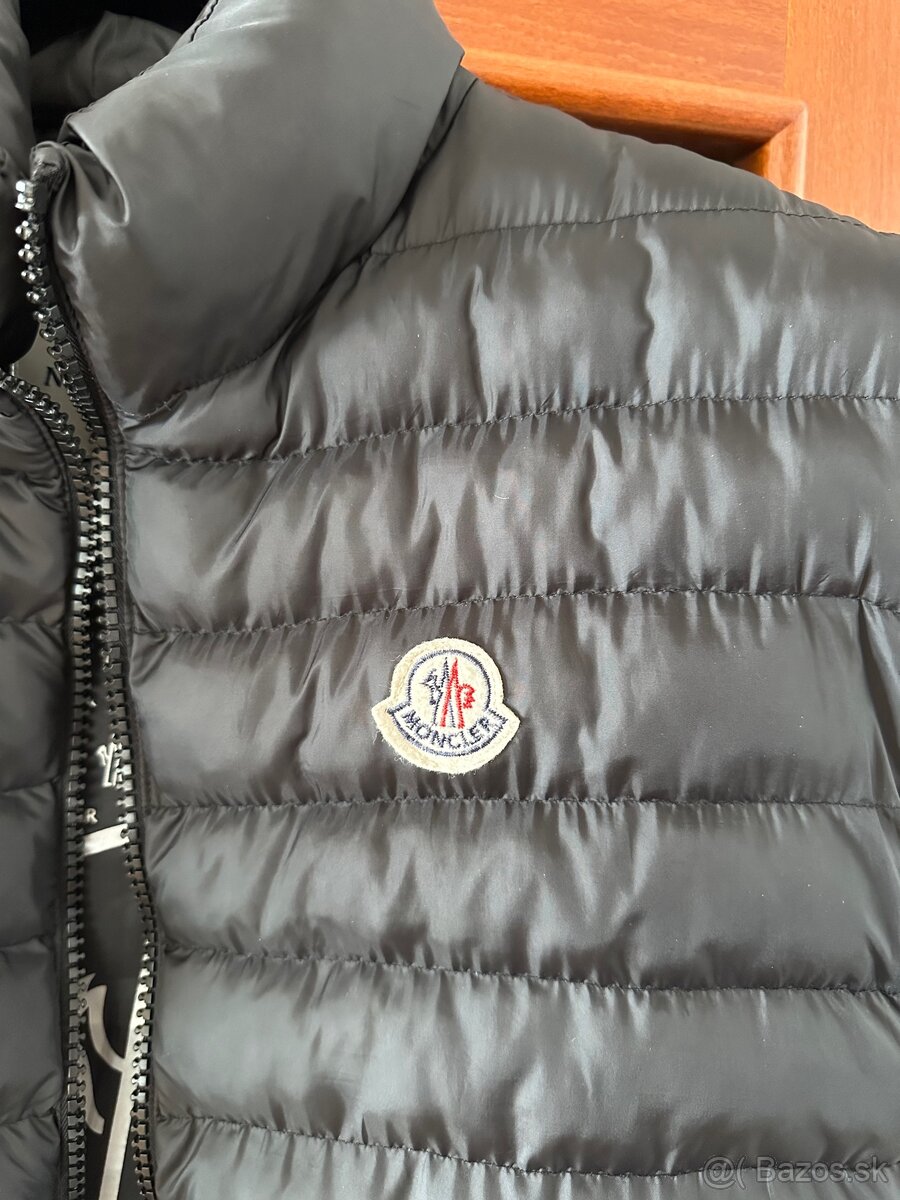 Vesta Moncler - 3