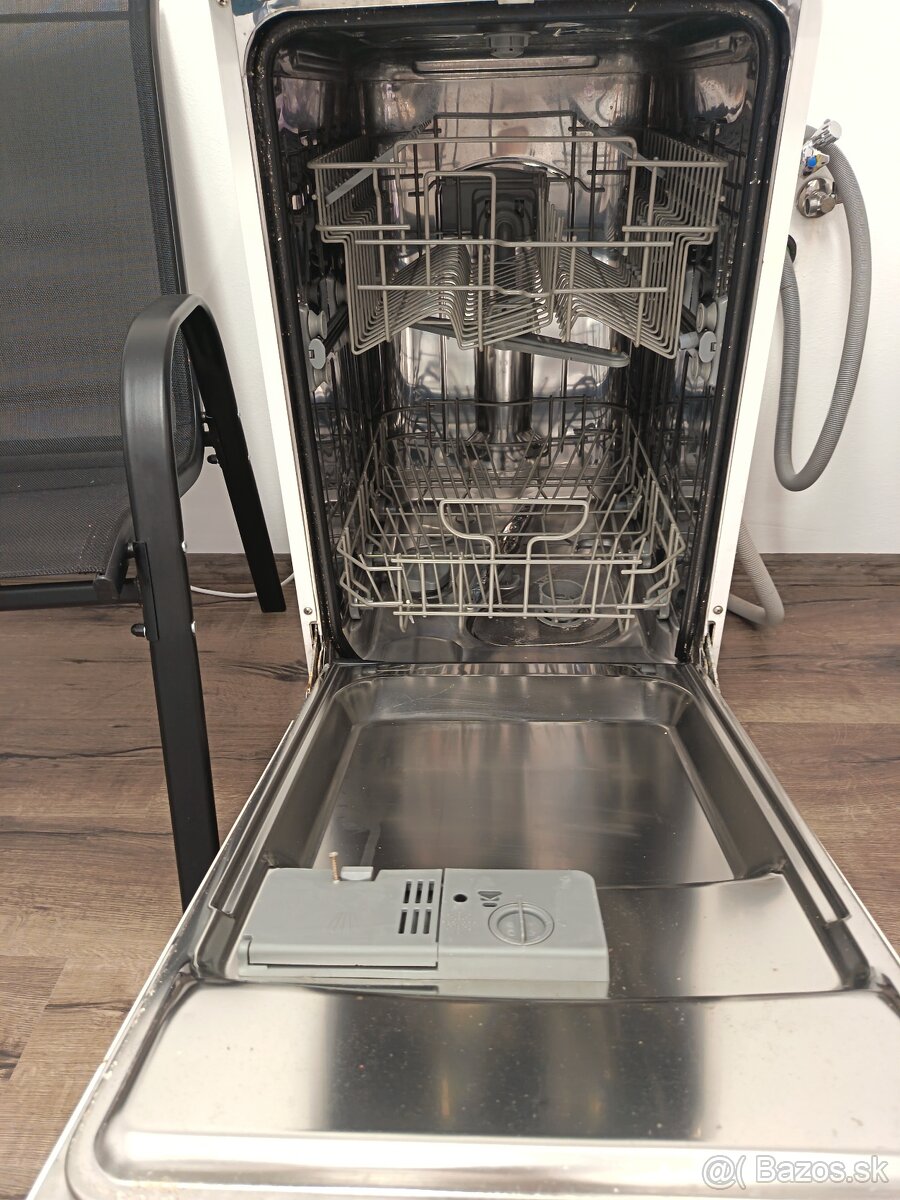 Umývačka riadu 45 vstavaná - 3