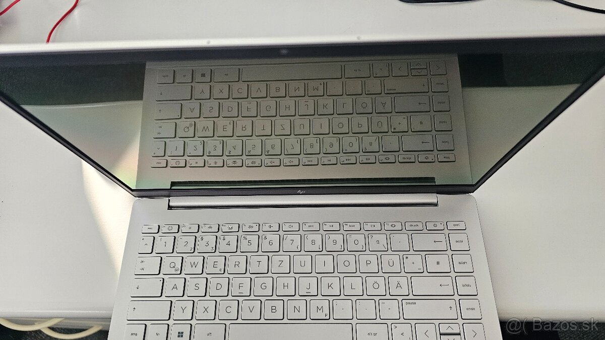 HP Pavilion Plus 14-eh1678ng, 14", i7-1355U, 28801800 OLED - 3