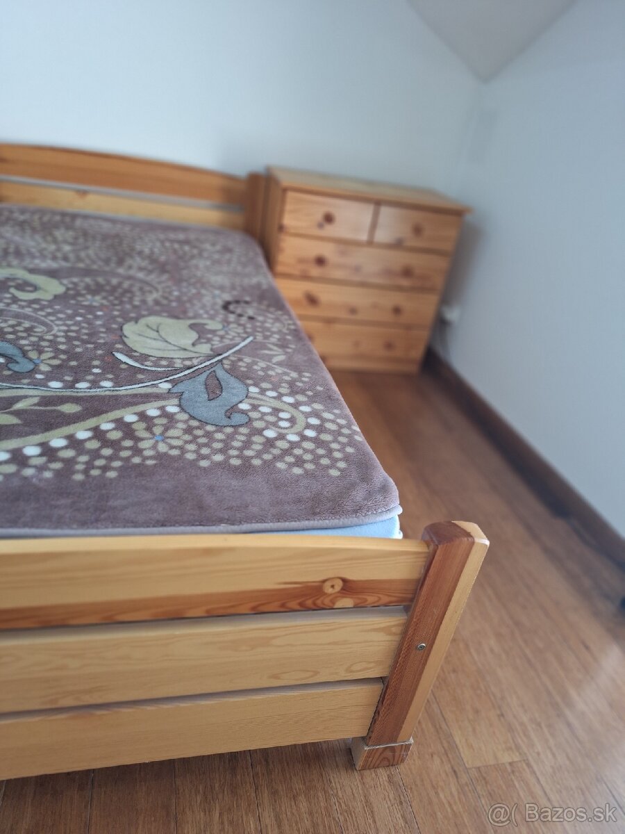 Komoda,posteĺ - 3