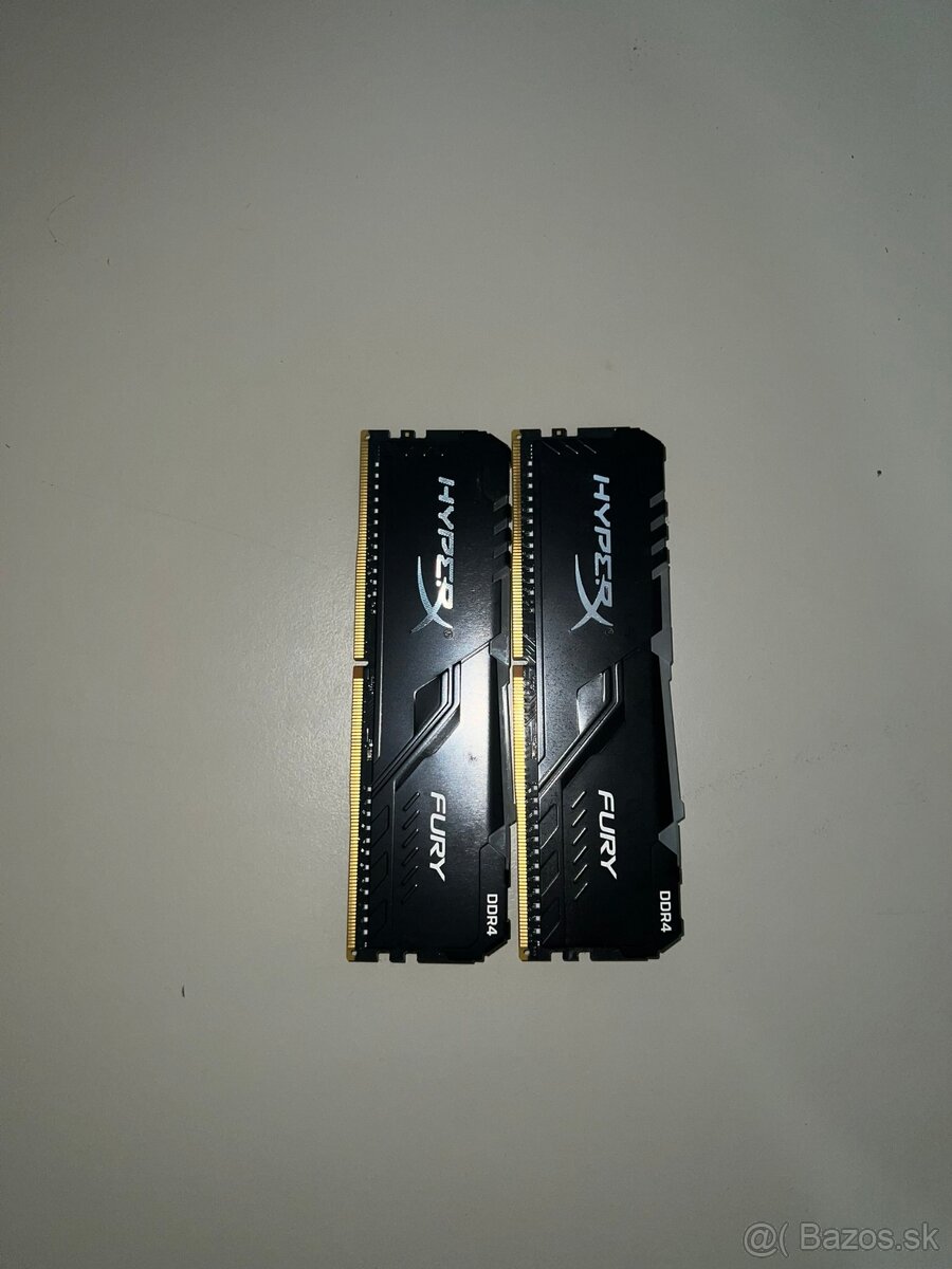 Predám RAM HyperX 16 GB KIT DDR4 3200MHZ CL16 RGB - 3