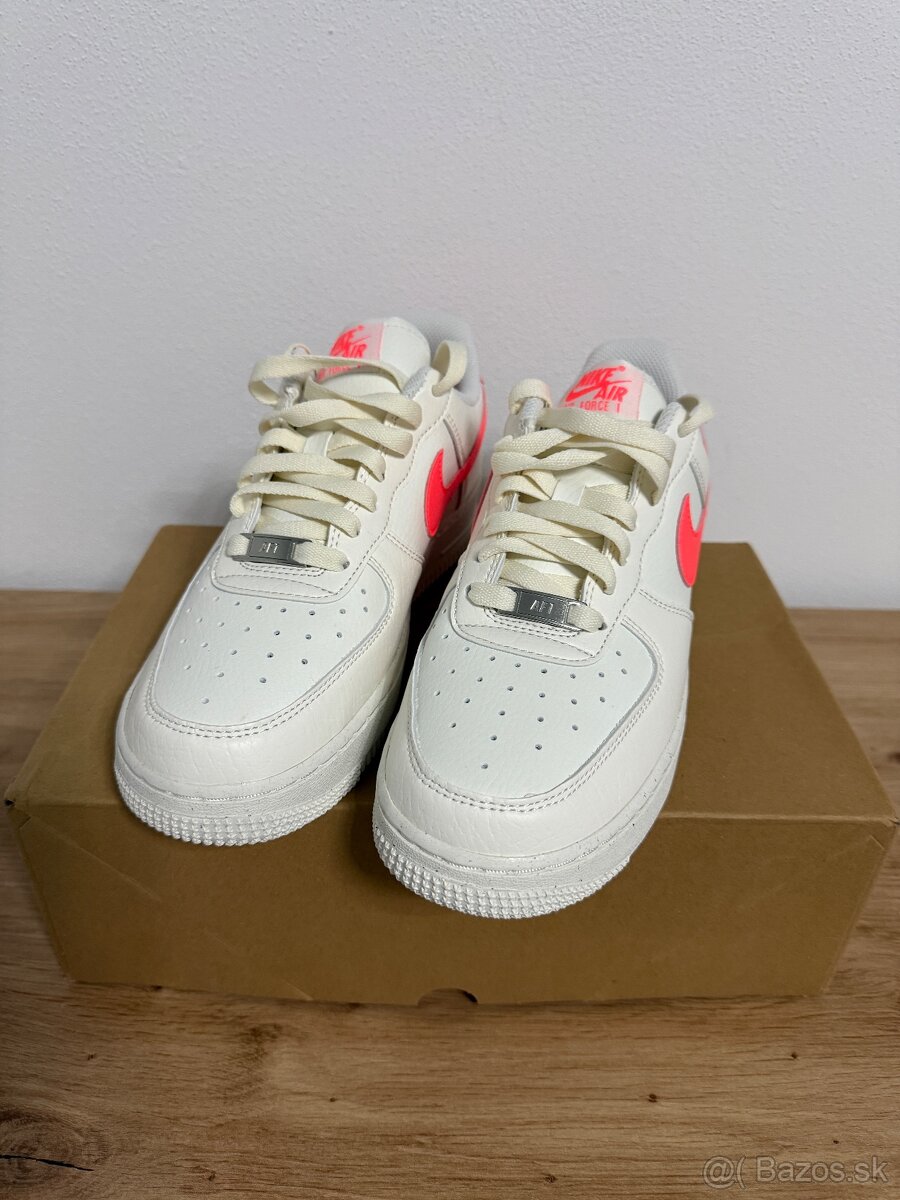 Nike Air Force 1 - 3