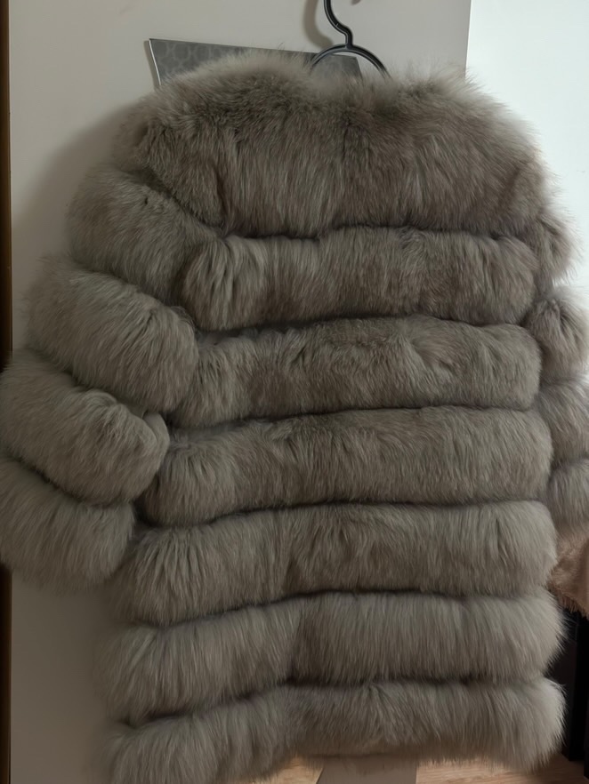 Luxusný dámsky kožuch – výborný stav - 3
