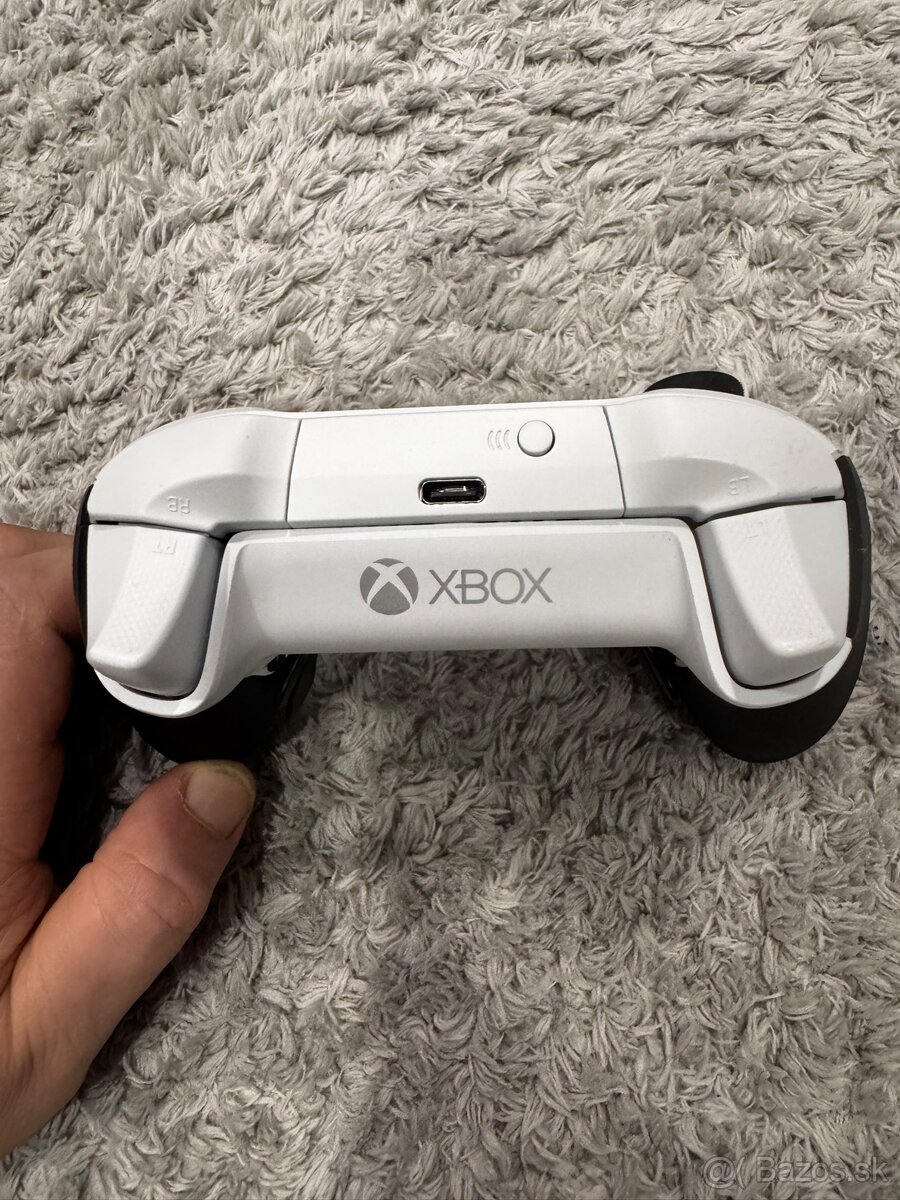 Biely Xbox Elite Series 2 - 3